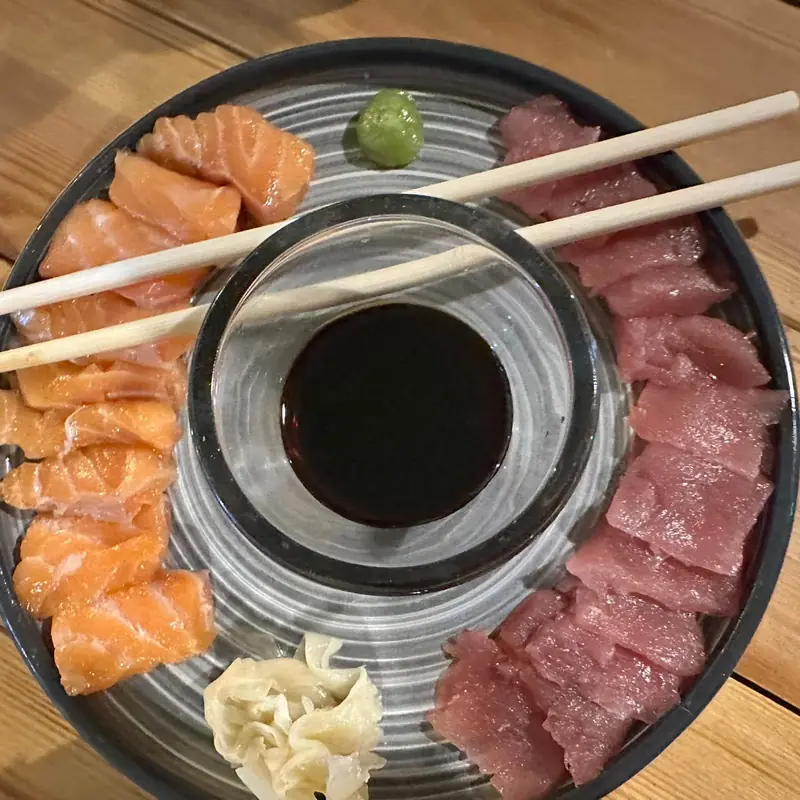Salmon and tuna sashimi